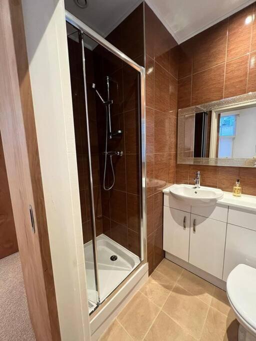 Appartement Spacious 2bed/2bath Flat Next To Eye Londres